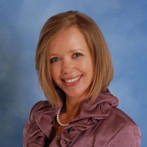 Leah Cobb Snodgrass MD Headshot